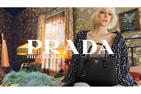 See Hunter Schafer, the new face of Prada in a brand new 